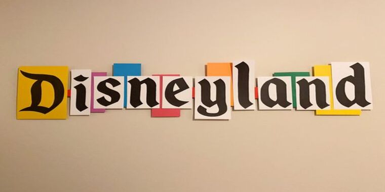Appearance of Disneyland Font