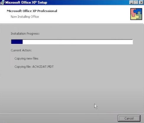 Installation process underway of Microsoft Office XP
